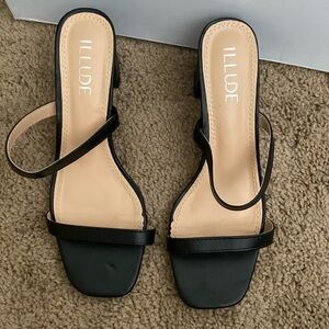 Illude black mini heels, size 8.5